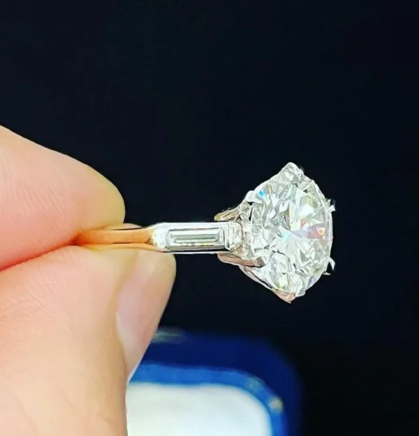 3.51ct Round Brilliant Cut Diamond Ring - Image 4