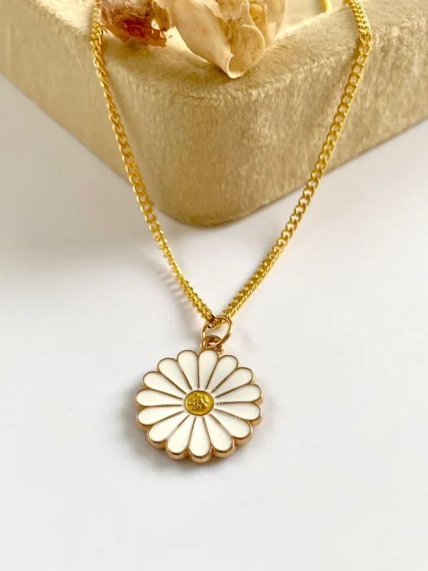 New Daisy Sunflower Pendant Necklace - Image 4